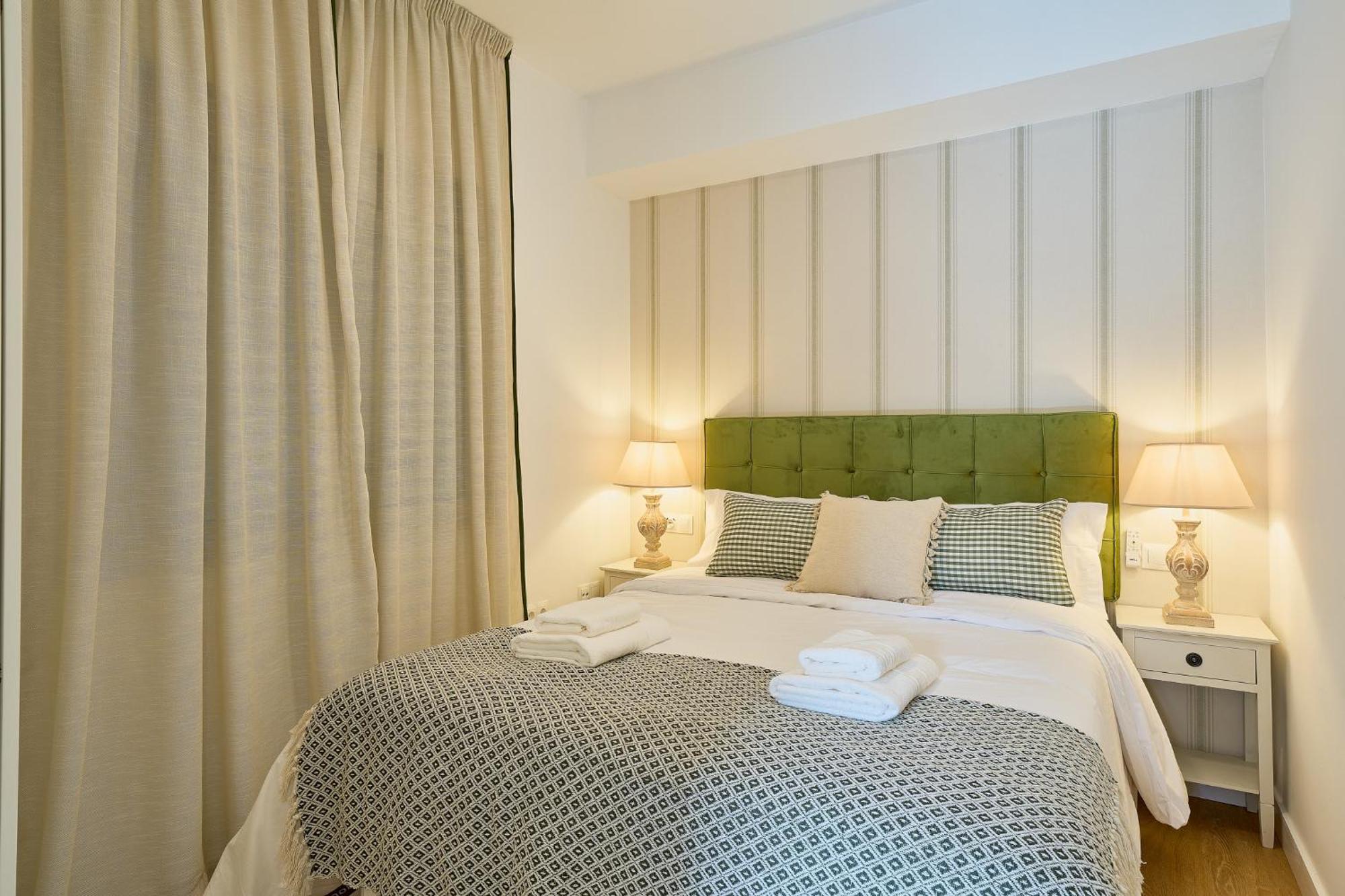 Malaga Mirage By Lovely Rentals Exterior photo